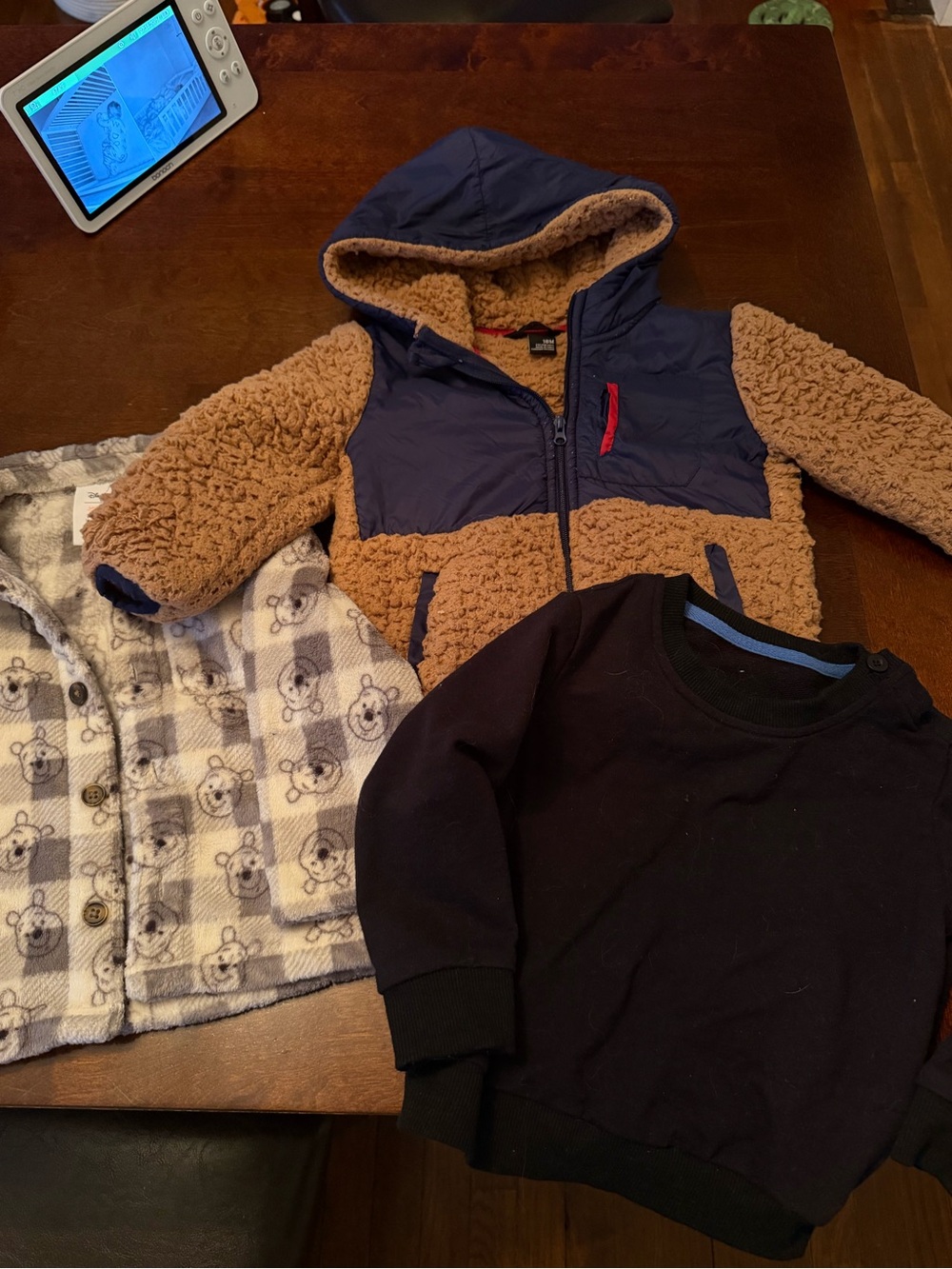 Boys 18 month fleece / sweatshirt bundle